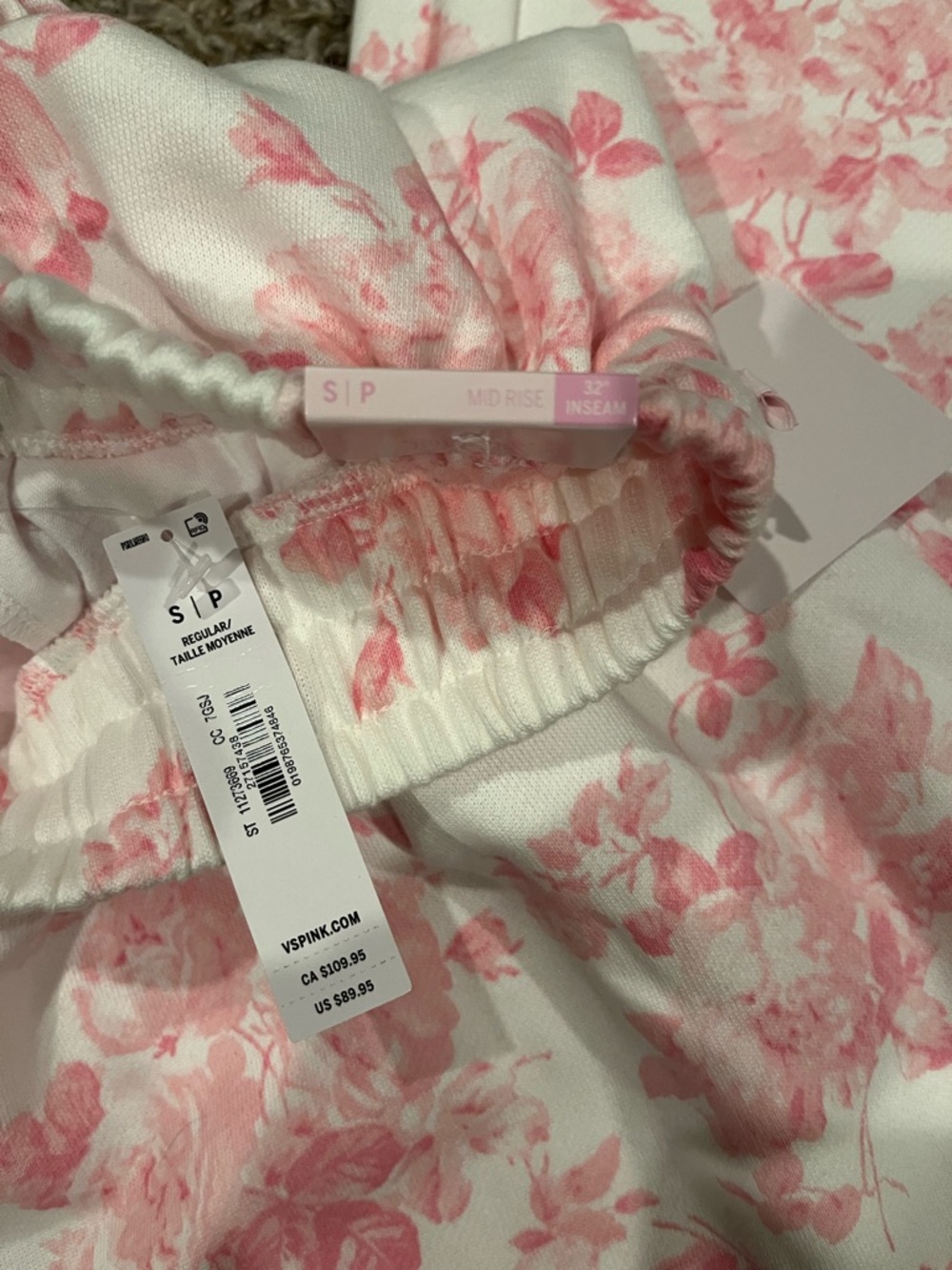 PINK Victoria's Secret LoveShackFancy Sweatsuit - Picture 4 of 4